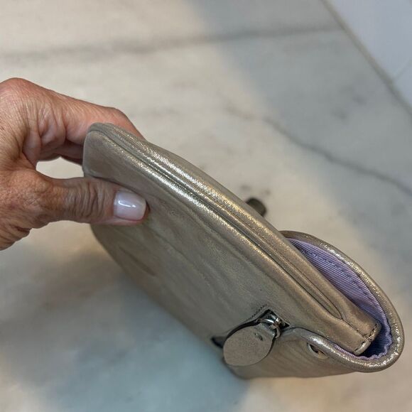 Coach Metallic Champagne Gold Shimmer Pleated Leather XL Wristlet Clutch F45263 - Picture 7 of 15